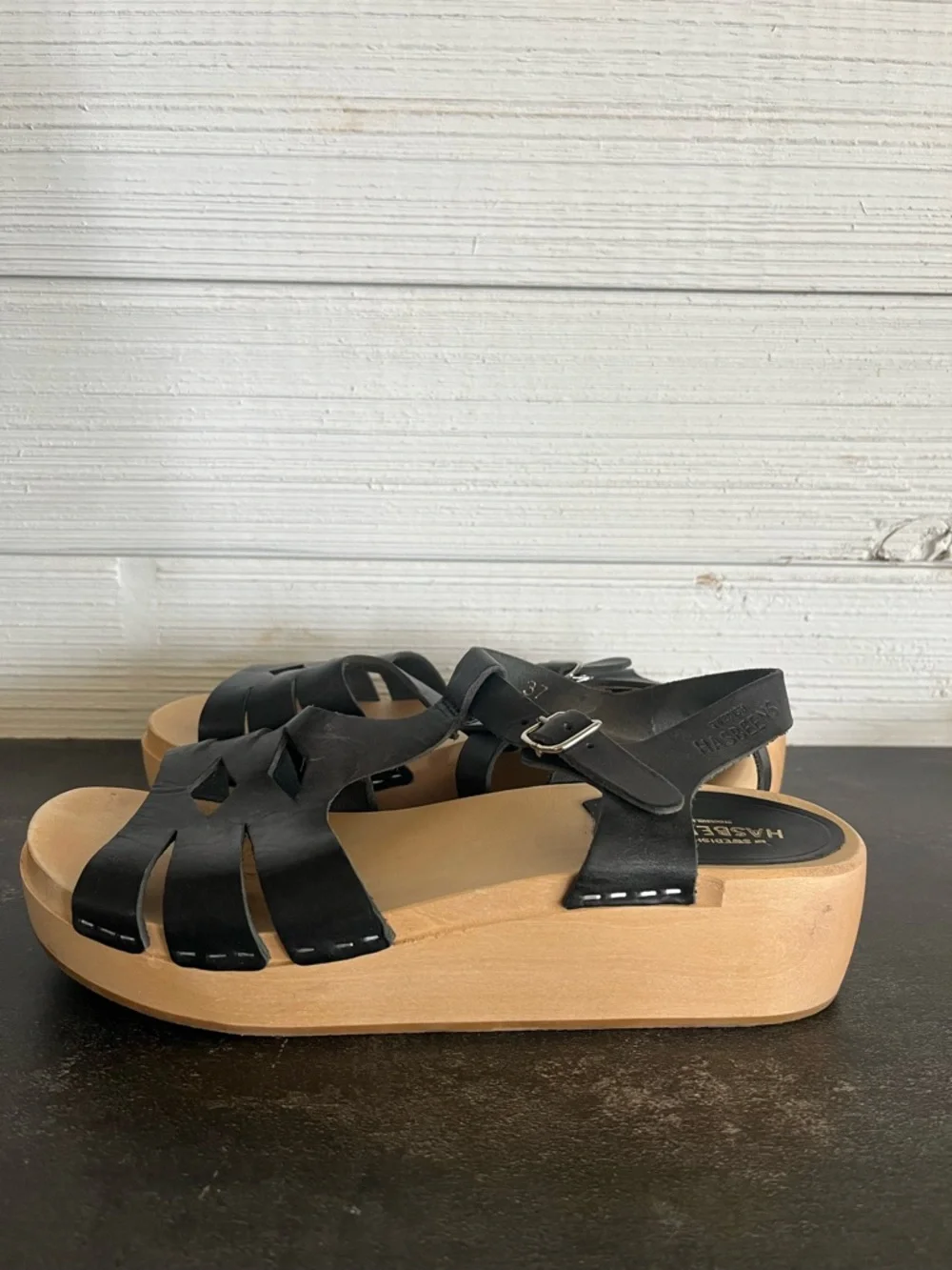 NEW Swedish Hasbeens Ellen black size 7 (37) women’s clogs shoes sandals
